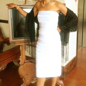 WH|BM White House Black Market White Dress